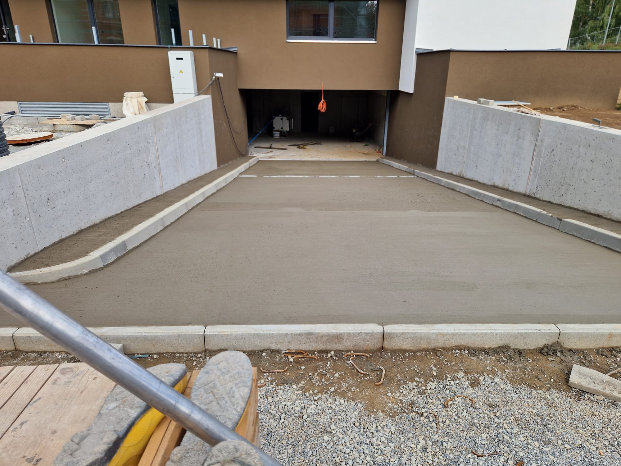 Бетонный заезд